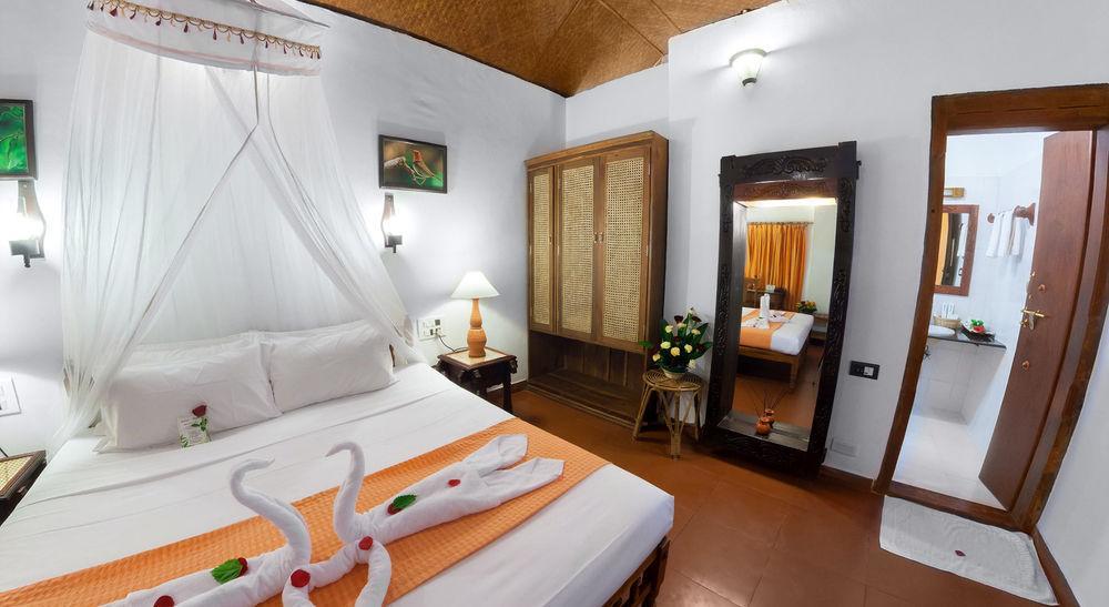 Somatheeram Ayurveda Village Ковалам Экстерьер фото